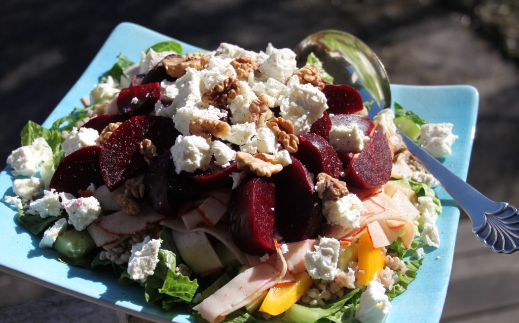 Bovetesallad kalkon och rödbetor