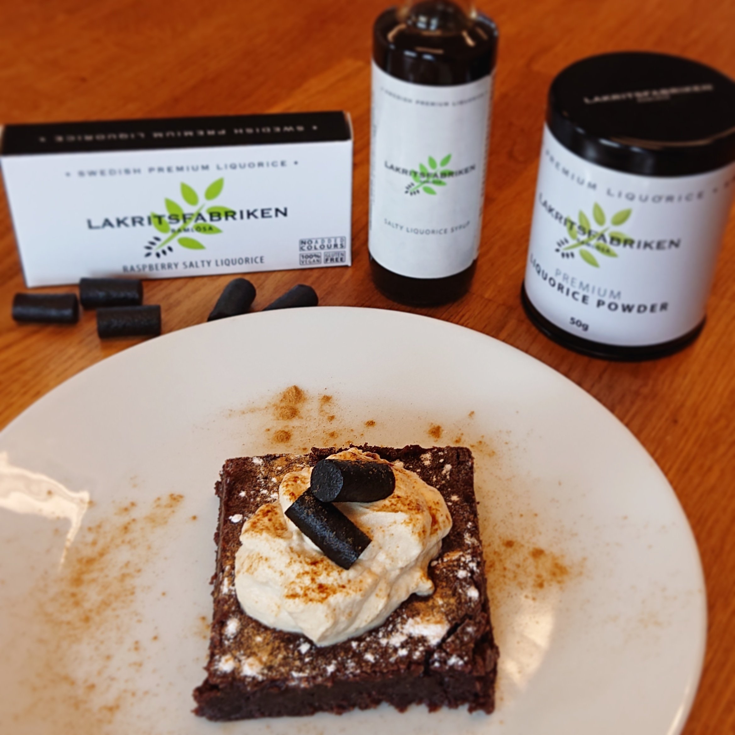 Lakritskladdkaka