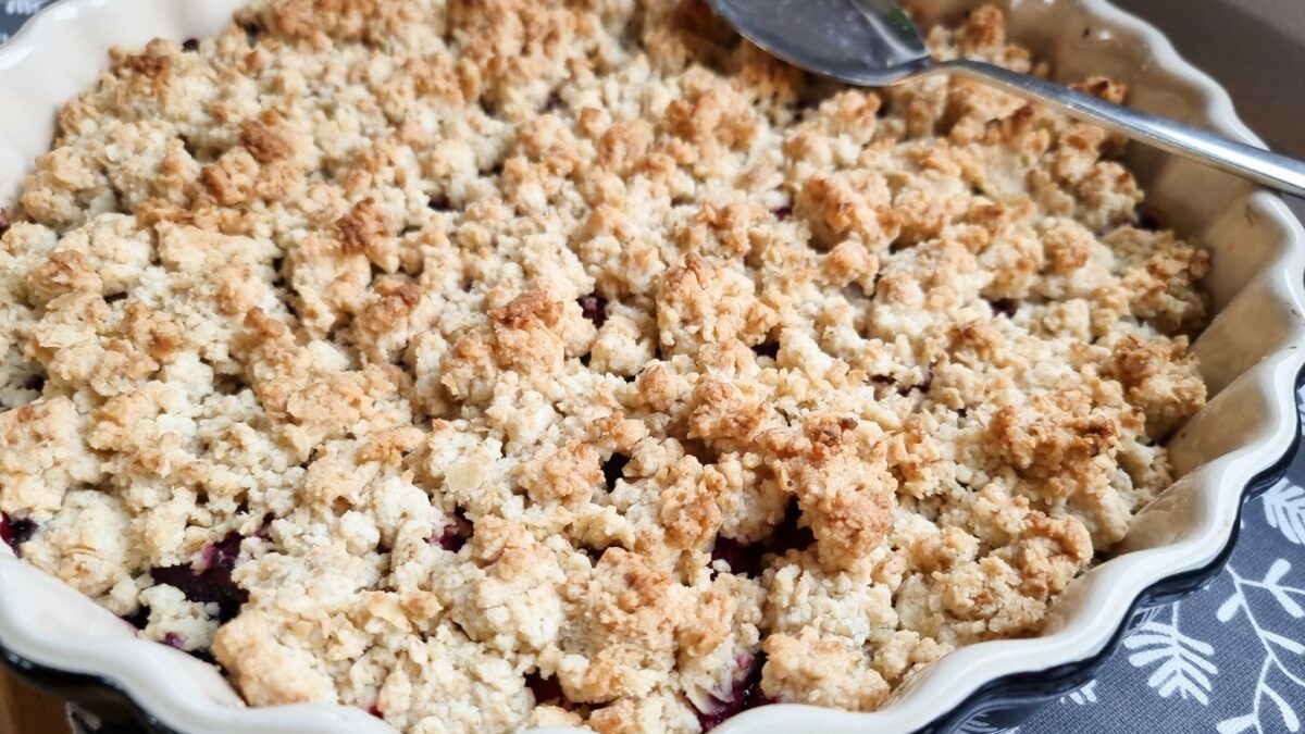 glutenfri hallon och blåbärspaj