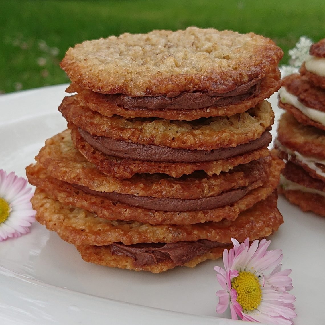 Glutenfria havreflarn med chokladsmörkräm